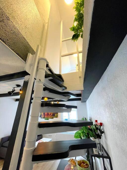 Robinshomes-Industrial Brunswick Extérieur photo