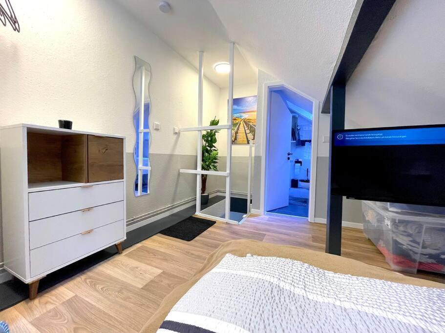 Robinshomes-Industrial Brunswick Extérieur photo
